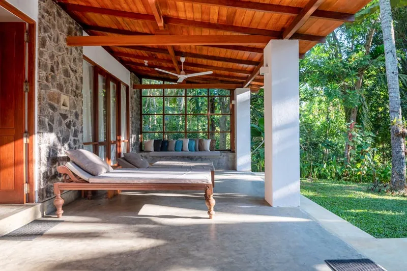 Cliff Villa Red a Stunning Clifftop Villa in Mirissa, Sri Lanka photo 10
