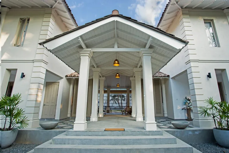 Hiriketiya Villa a Stunning Beachfront Villa in Dikwella, Sri Lanka photo 3
