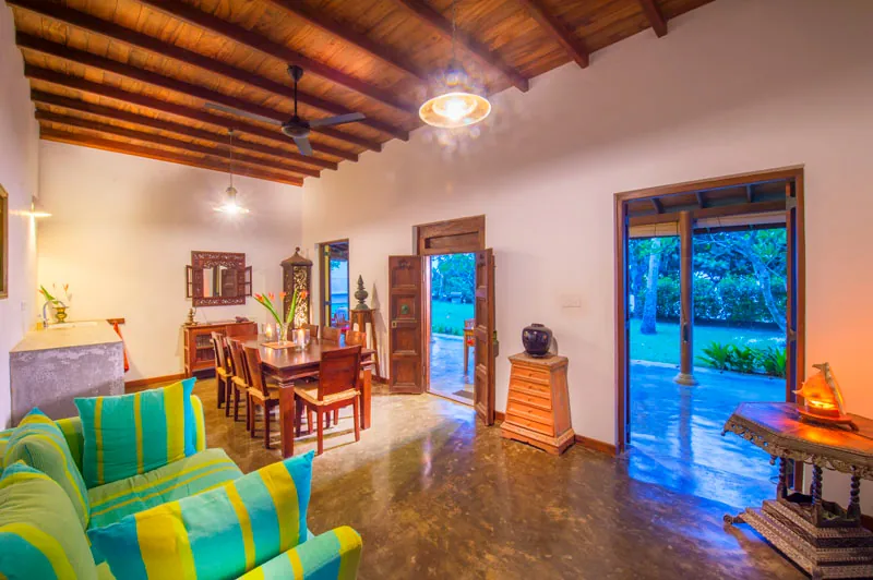 Beach Haven a Cozy Beachfront Villa in Mirissa, Sri Lanka photo 11