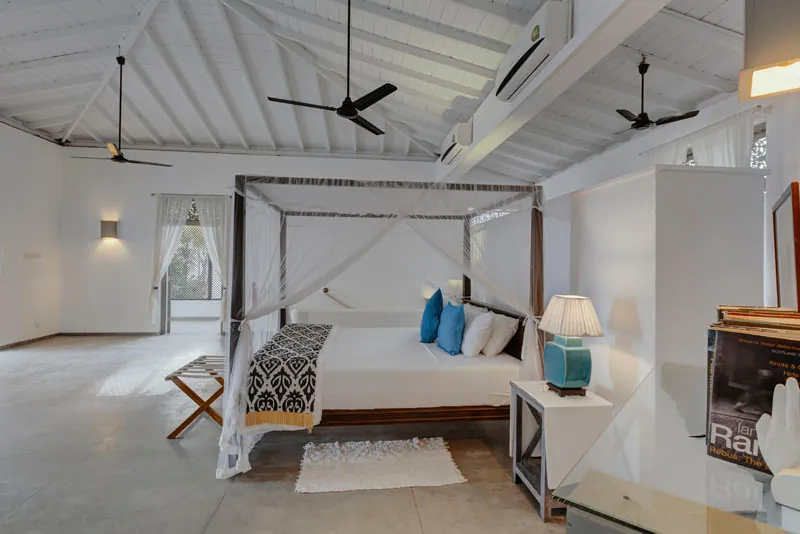 Beach Hut a Beachfront Villa in Thalpe, Sri Lanka photo 8