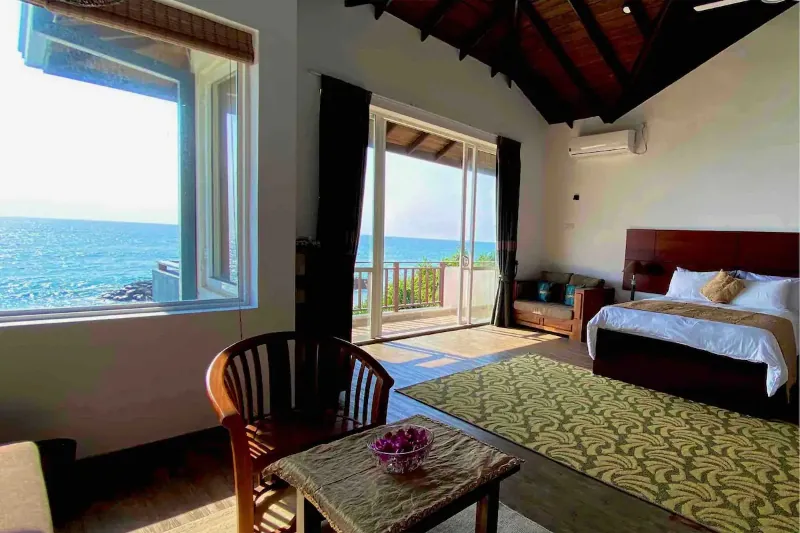 Hikkaduwa Beach Villa a Beachfront Villa in Hikkaduwa, Sri Lanka photo 16
