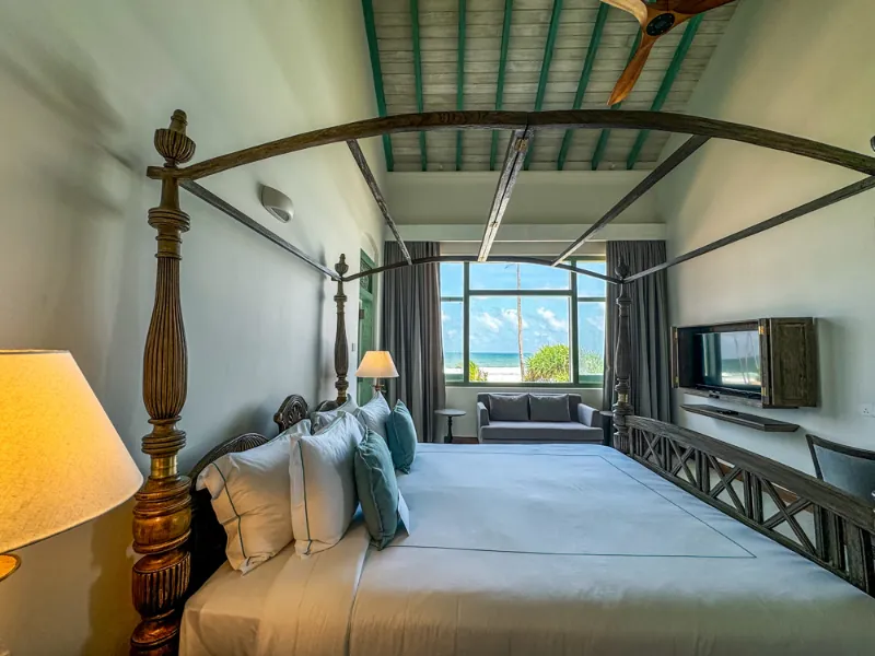 Candle House a Stunning Beachfront Villa in Thalpe, Sri Lanka photo 13