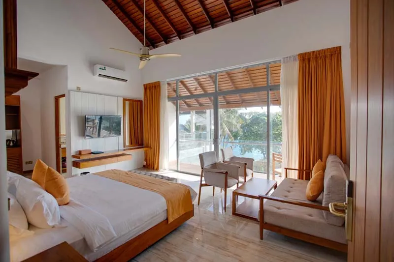 Lighthouse Villa a Stunning Beachfront Villa in Sri Lanka photo 10