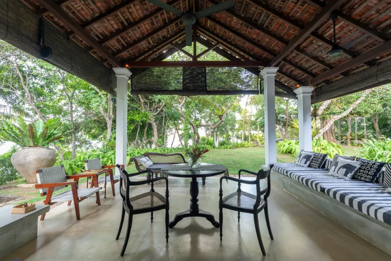 The River House a Lakefront Villa in Hikkaduwa photo 9
