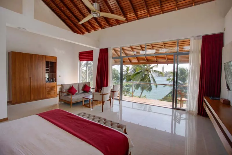 Lighthouse Villa a Stunning Beachfront Villa in Sri Lanka photo 14