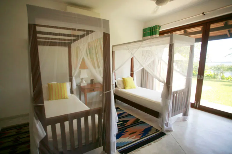 Lakefront House a Lakefront Villa in Koggala, Sri Lanka photo 3