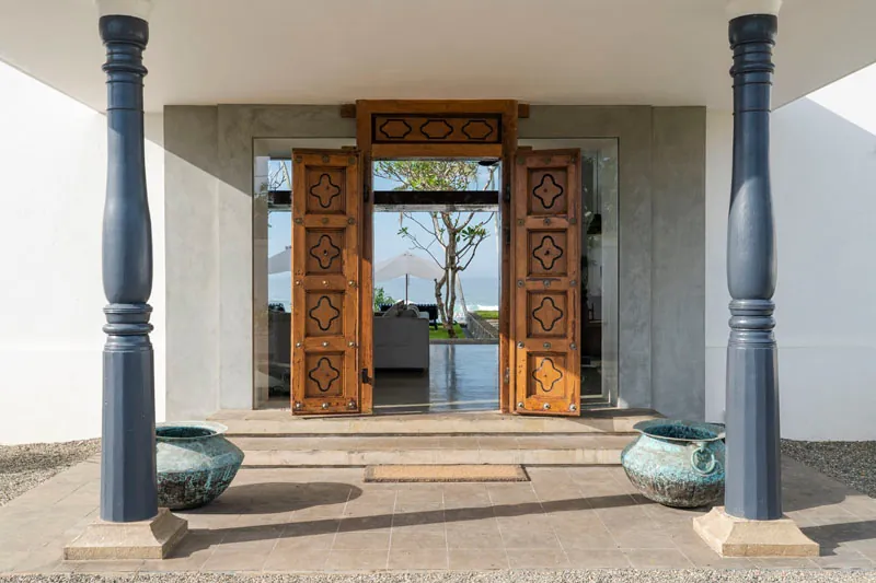 SW a stunning Beachfront Villa in Unawatuna, Sri Lanka photo 14