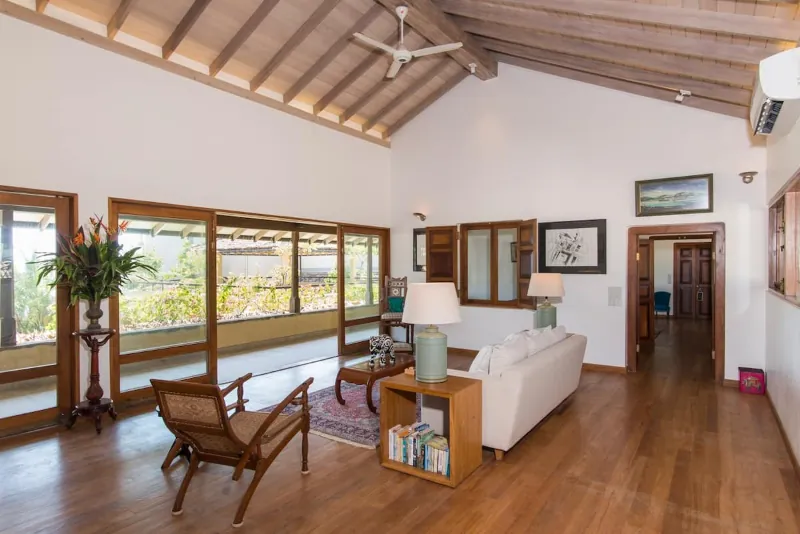 Cloisters a Stunning  Family Friendly Beachfront Villa in Sri Lanka photo 11